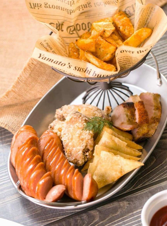 064 王牌小食拼盤 ( 香脆雞翼, 風沙豬扒, 香脆咖喱角, 司華力腸, 脆薯角 ) 約50件