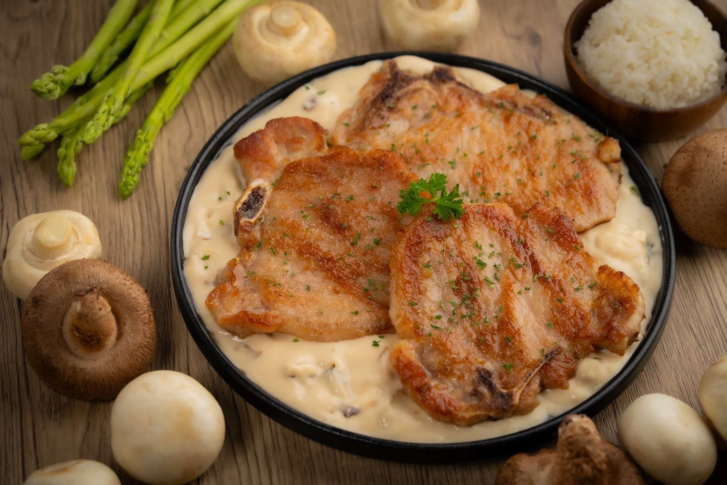 118 秘製特濃蘑菇汁燴豬扒飯