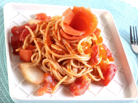 124 意式鮮茄煙三文魚蟹籽意粉